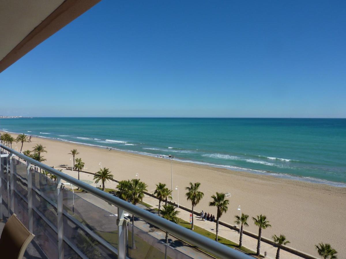 Apartamentos Deluxe Peñíscola Peníscola Quarto foto